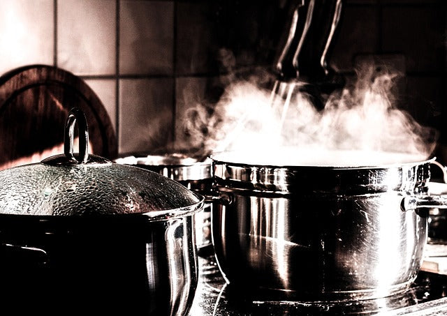 Faut-il choisir des casseroles en inox ou en aluminium ?