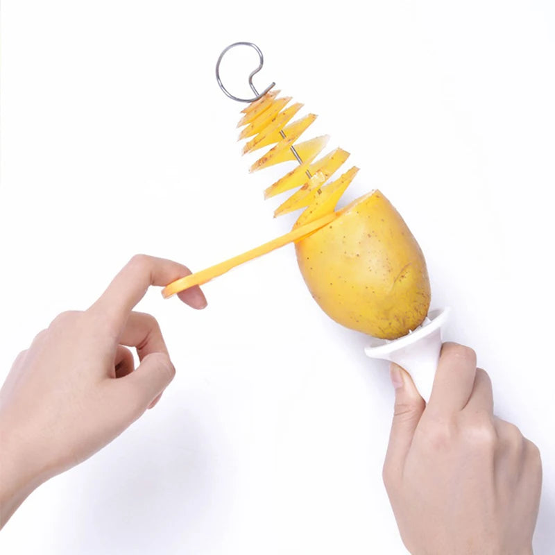 Coupe-pomme de terre spiralée